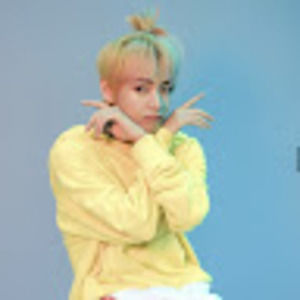 Meet your Posher, Hayley